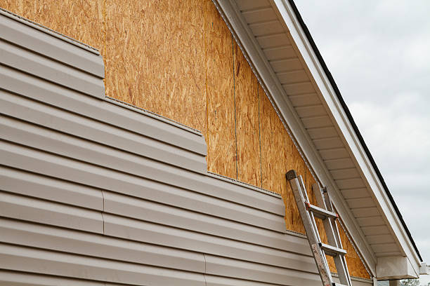 Professional Emergency Siding Repair technician working in Meriden, CT